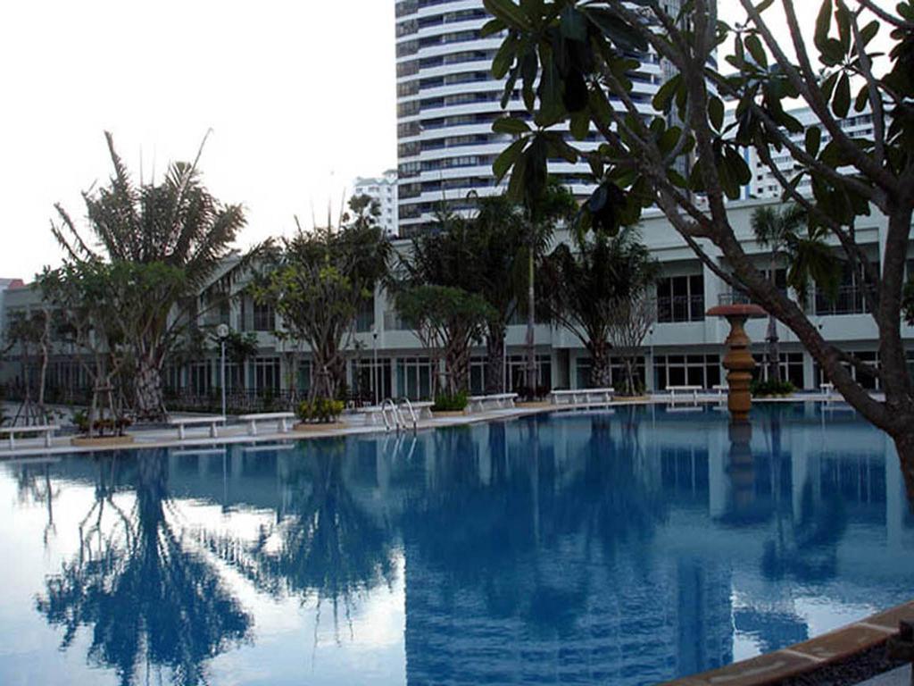Apartments At View Talay Pattaya Eksteriør bilde